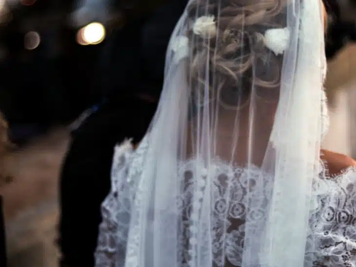 woman wearing wedding veil