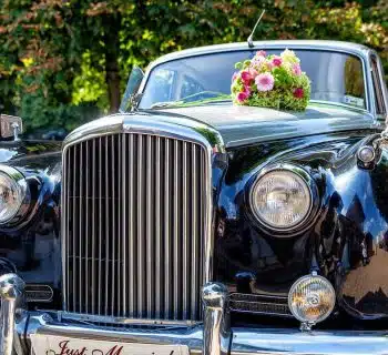 Pourquoi louer une Bentley S1 pour son mariage à Paris ?